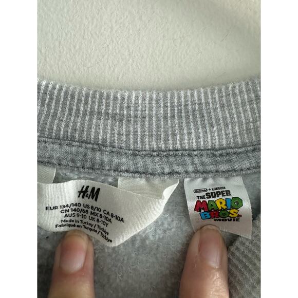 Super Mario Bros Movie Sweatshirt Kids Size 8- 10 - Picture 3 of 4